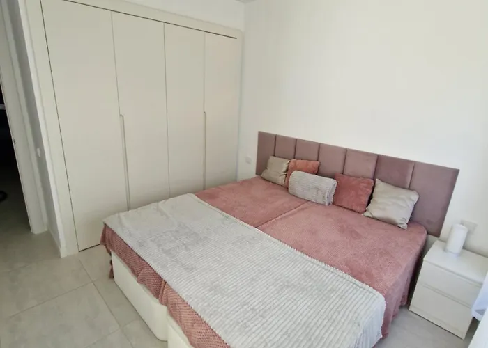 In Vanian Gardens Daire Estepona